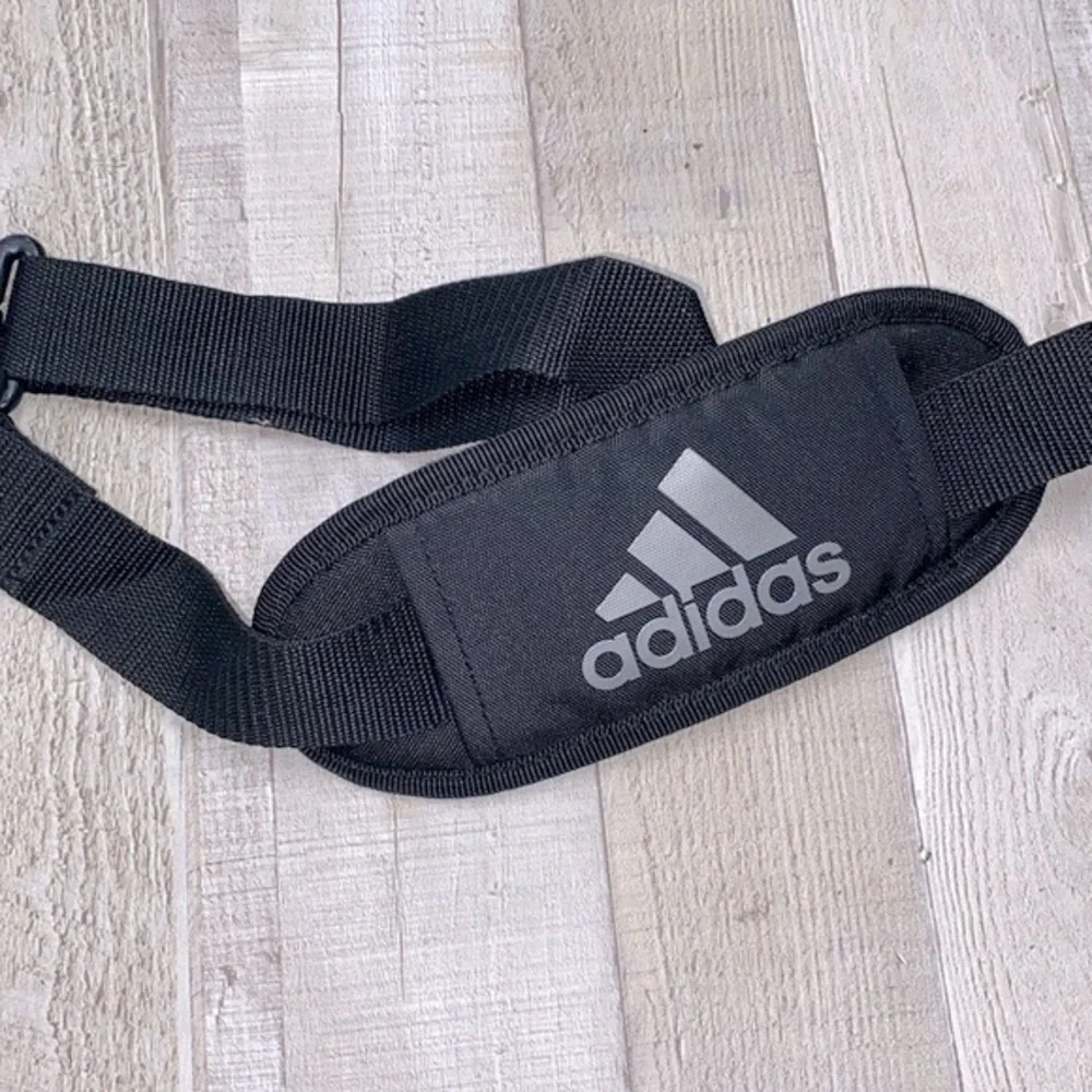 Adidas black workout gym belt